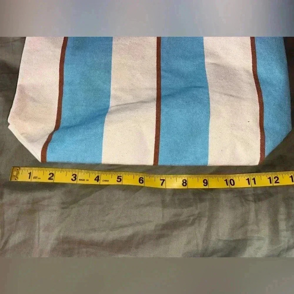 Madewell Blue and Cream Striped Canvas Tote Bag - Picture 5 of 6